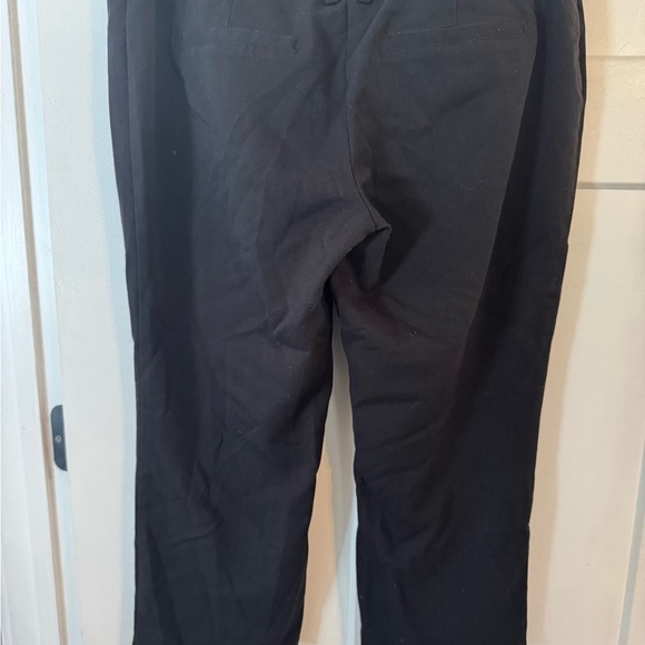 Black Capri Pants - Picture 1 of 6